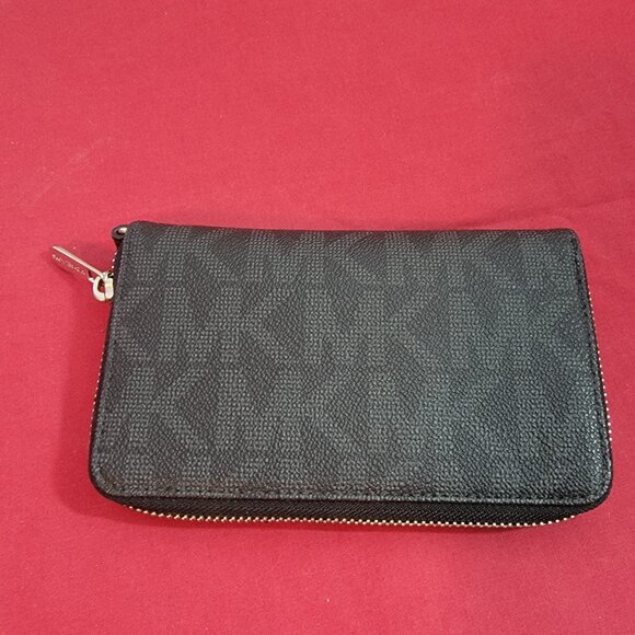 Michael Kors Jet Set Black Signature Monogram Print Zip Around Wallet/Wristlet - Picture 6 of 16